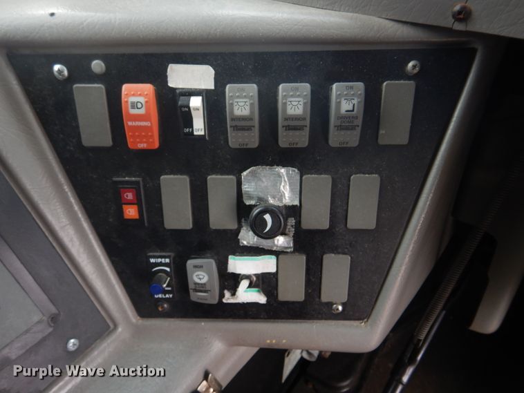 image for item DH8124 2003 Freightliner  Thomas Built school bus