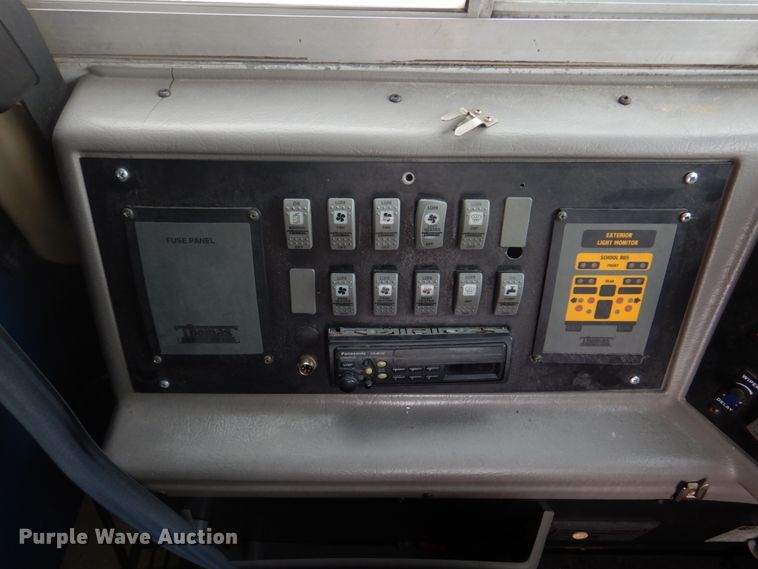 image for item DH8124 2003 Freightliner  Thomas Built school bus