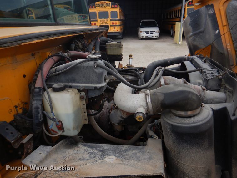 image for item DH8124 2003 Freightliner  Thomas Built school bus