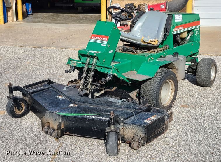 image for item DJ1544 Ransomes Frontline 728D  lawn mower