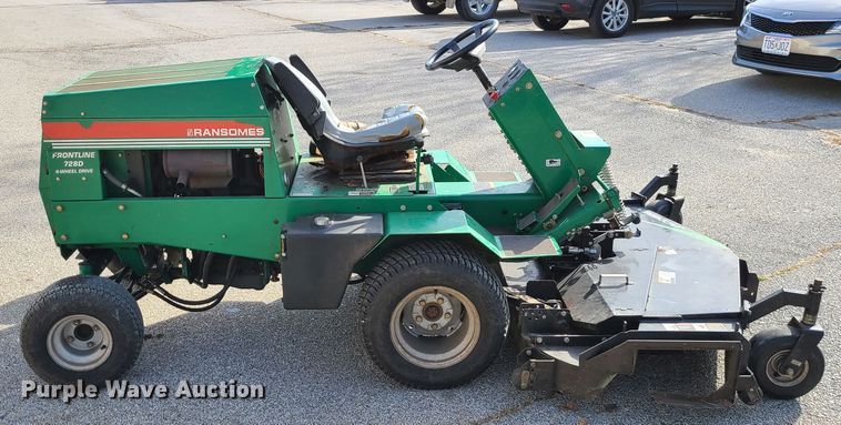 image for item DJ1544 Ransomes Frontline 728D  lawn mower