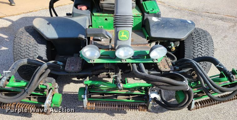 image for item DJ1545 John Deere 7500  reel mower