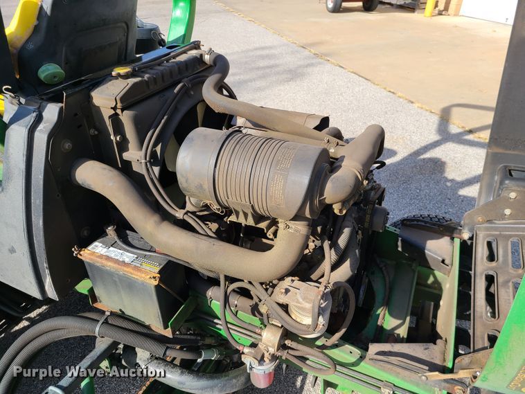 image for item DJ1545 John Deere 7500  reel mower