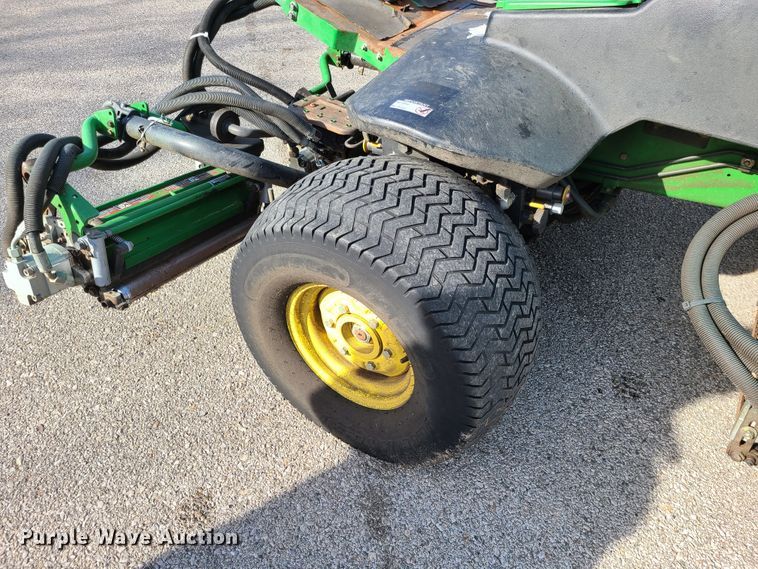 image for item DJ1545 John Deere 7500  reel mower