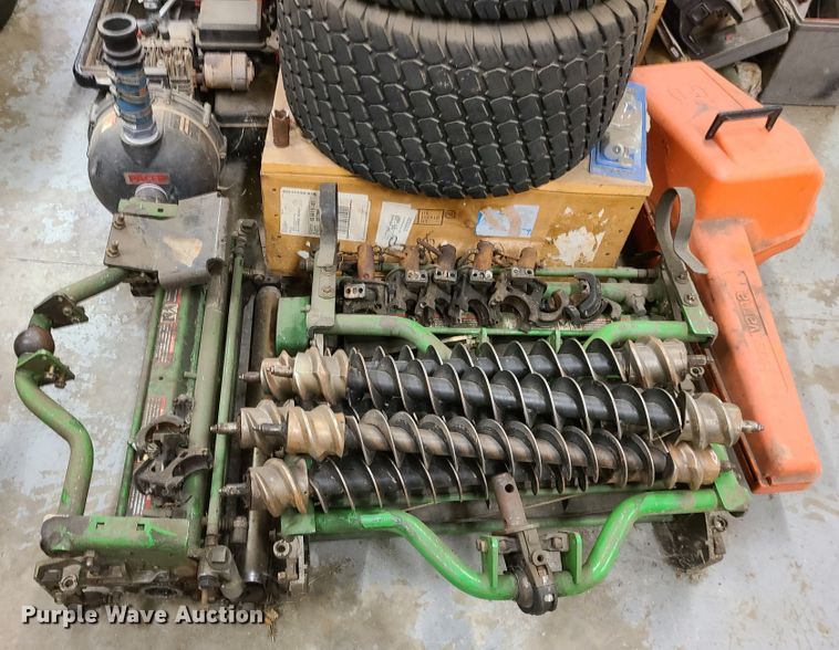 image for item DJ1546 John Deere 7500  reel mower