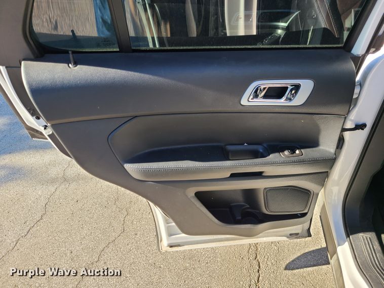 image for item DJ1568 2015 Ford Explorer  SUV