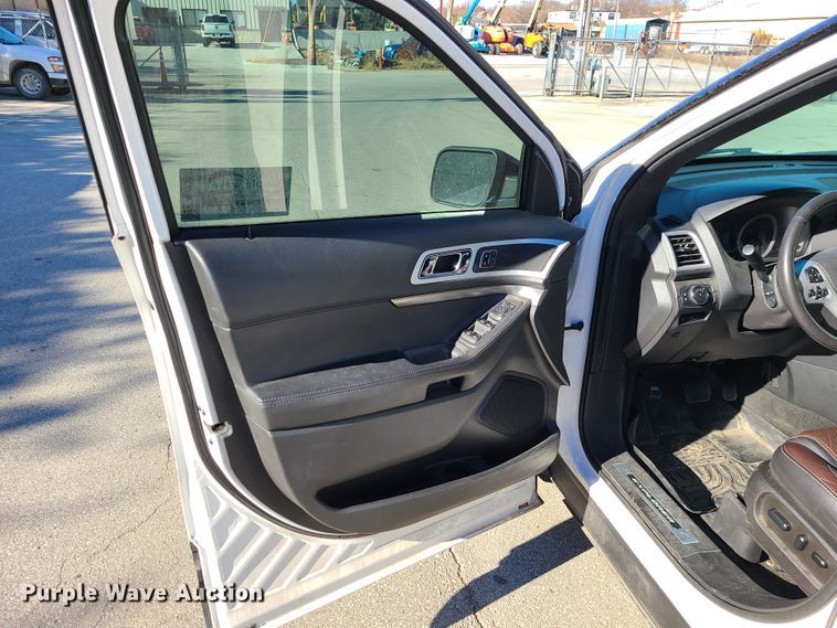 image for item DJ1568 2015 Ford Explorer  SUV