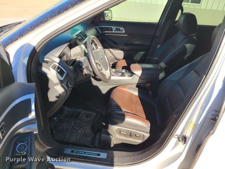 image for item DJ1568 2015 Ford Explorer  SUV