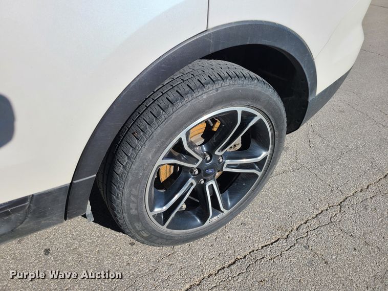 image for item DJ1568 2015 Ford Explorer  SUV