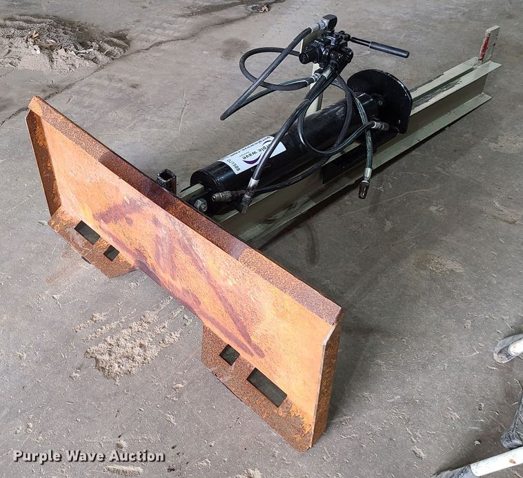 image for item DJ1588 Skid steer wood splitter