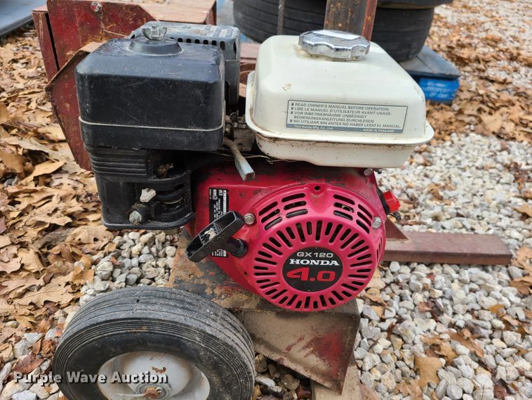 image for item DJ1591 (3) building hoists