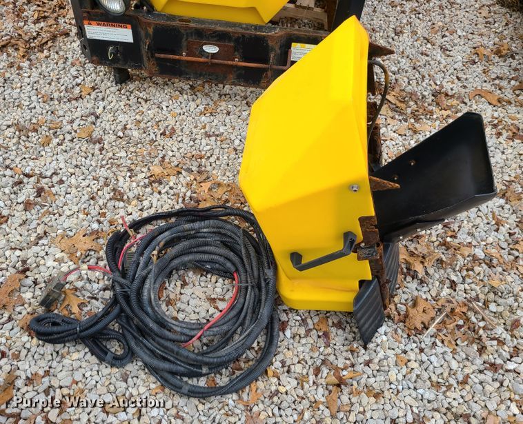 image for item DJ1594 SnowEx V-Maxx 8500  spreader