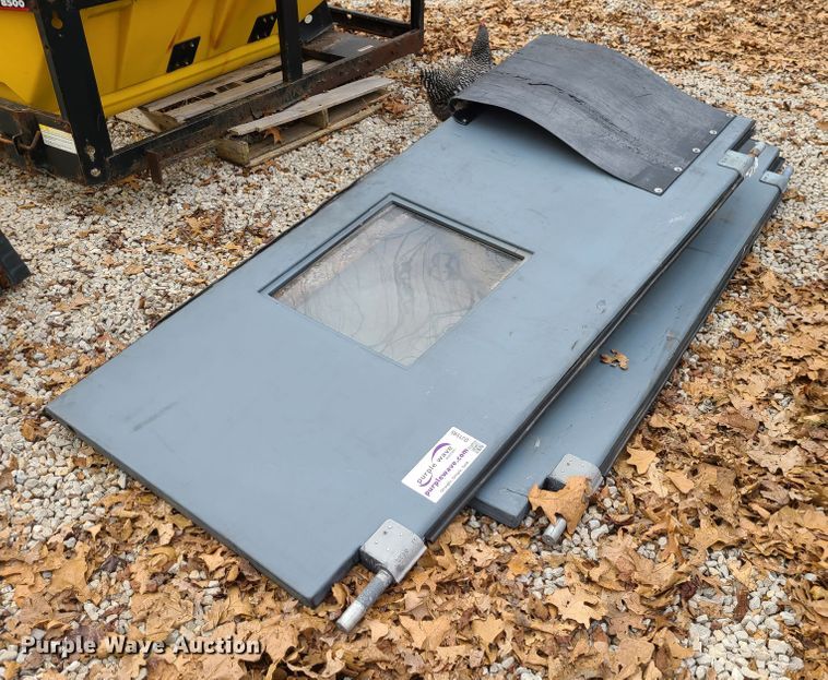 image for item DJ1595 (2) walk-in freezer/cooler doors