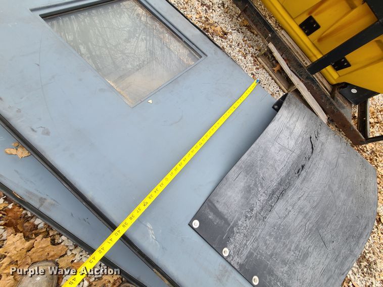 image for item DJ1595 (2) walk-in freezer/cooler doors