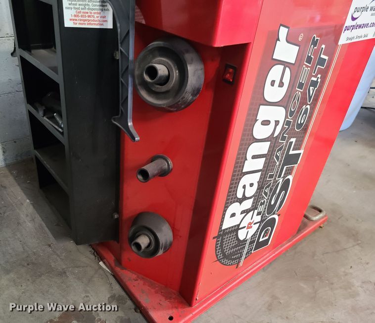 image for item DJ1607 Ranger DST64T  wheel balancer