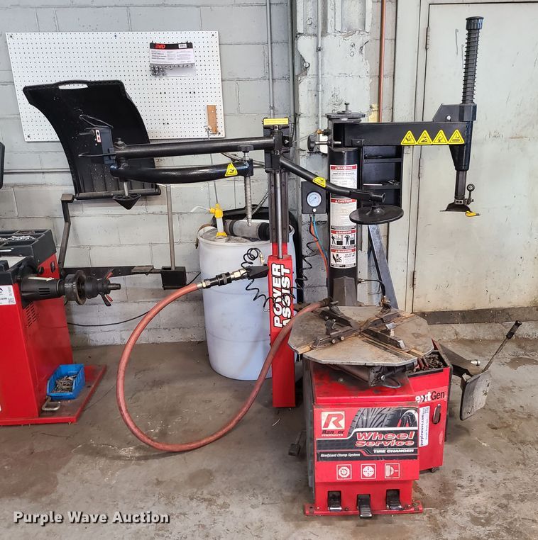 image for item DJ1608 Ranger R980AT  tire machine