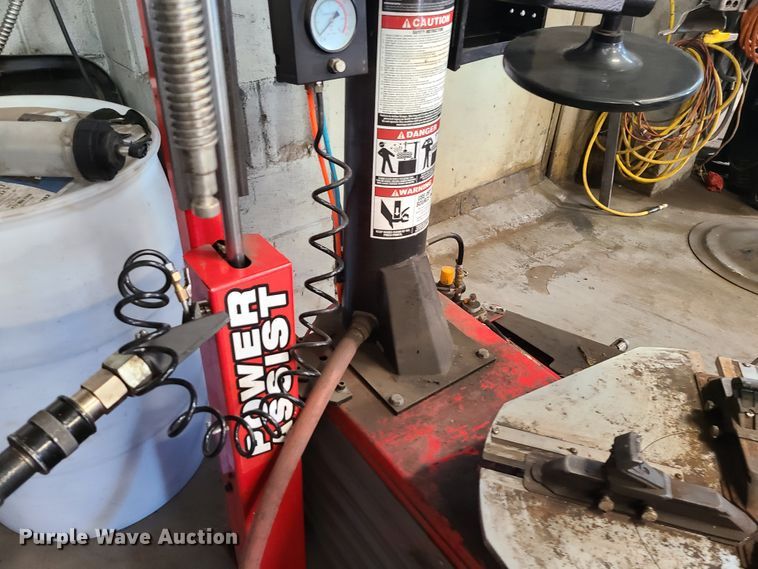 image for item DJ1608 Ranger R980AT  tire machine