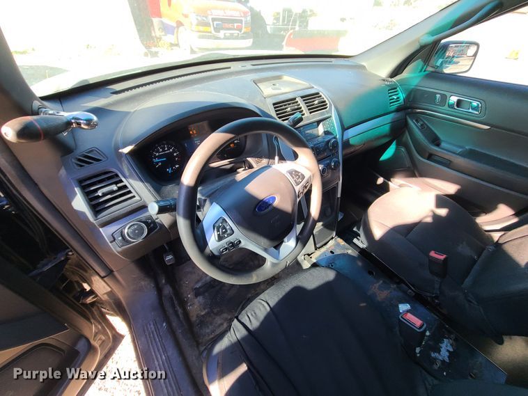 image for item DJ1611 2015 Ford Explorer Police Interceptor  SUV