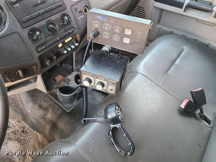 image for item DJ1612 2009 Ford F550 Super Duty  dump truck