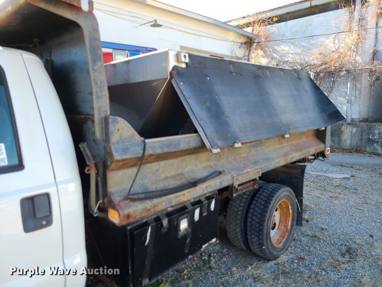 image for item DJ1612 2009 Ford F550 Super Duty  dump truck