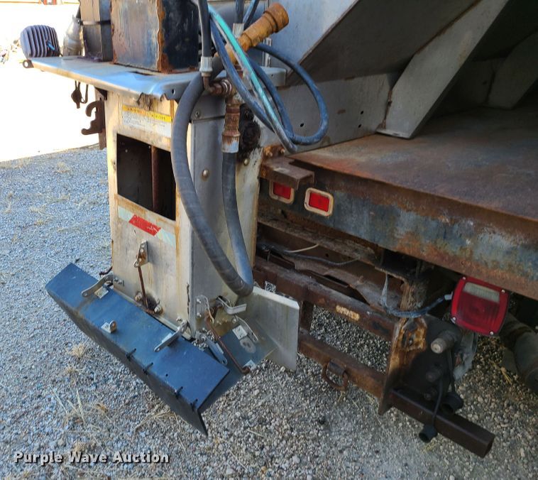 image for item DJ1612 2009 Ford F550 Super Duty  dump truck