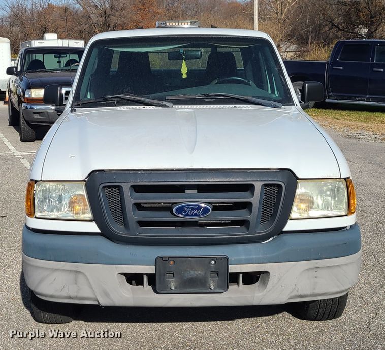 image for item DJ1613 2005 Ford Ranger  SuperCab pickup truck
