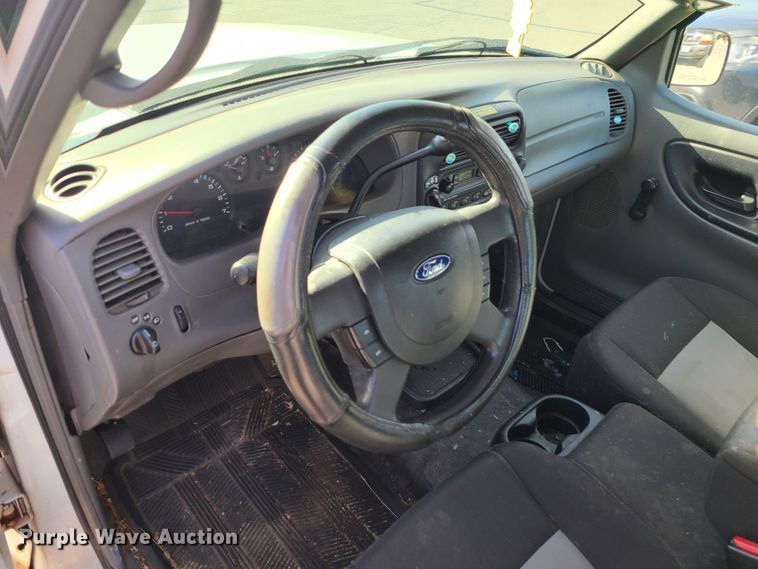 image for item DJ1613 2005 Ford Ranger  SuperCab pickup truck