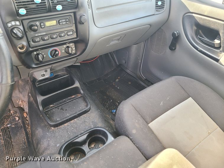 image for item DJ1613 2005 Ford Ranger  SuperCab pickup truck