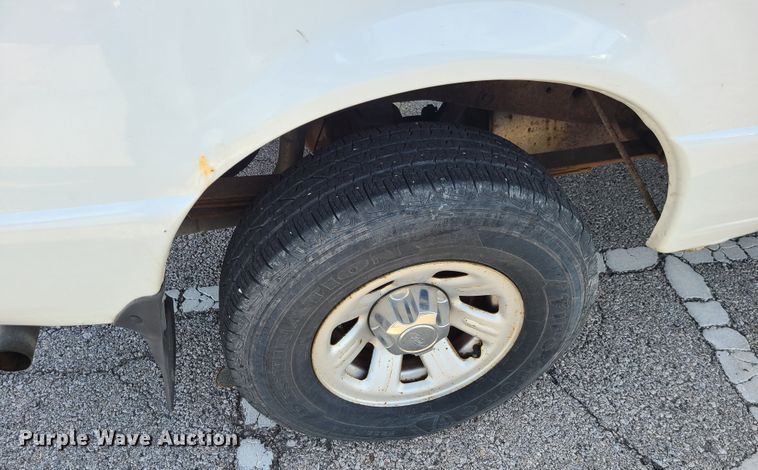 image for item DJ1613 2005 Ford Ranger  SuperCab pickup truck