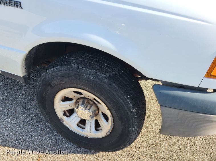 image for item DJ1613 2005 Ford Ranger  SuperCab pickup truck
