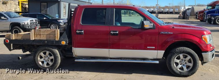 image for item DJ1614 2013 Ford F150  SuperCrew flatbed pickup truck