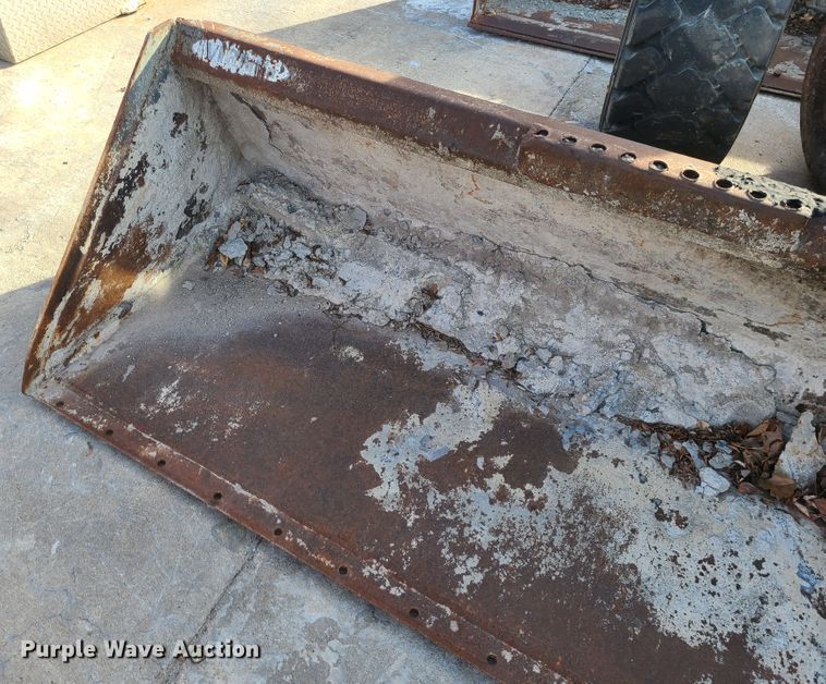 image for item DJ1620 84"W skid steer bucket