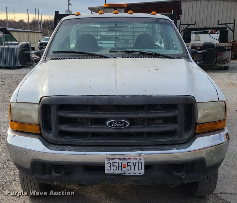 image for item DJ1627 2000 Ford F550 Super Duty  flatbed truck