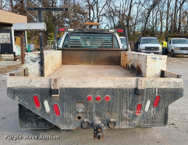 image for item DJ1627 2000 Ford F550 Super Duty  flatbed truck