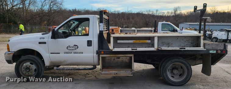 image for item DJ1627 2000 Ford F550 Super Duty  flatbed truck