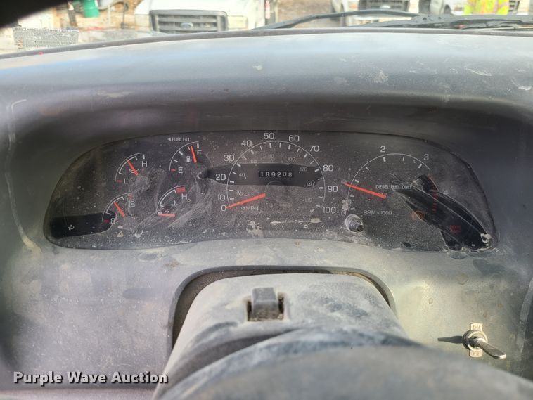 image for item DJ1627 2000 Ford F550 Super Duty  flatbed truck