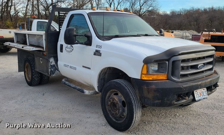 image for item DJ1629 2000 Ford F550 Super Duty  flatbed truck