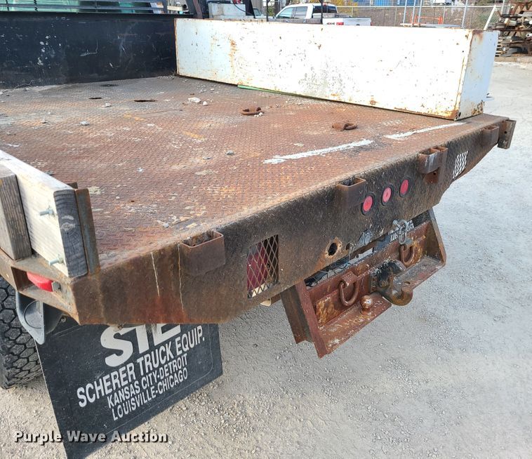 image for item DJ1629 2000 Ford F550 Super Duty  flatbed truck