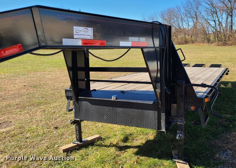 image for item DJ1638 2013 C&C  equipment trailer