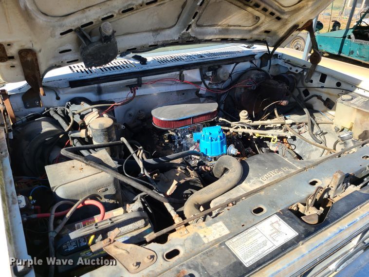 image for item DJ1642 1986 Ford F150  pickup truck