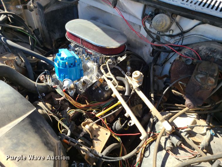 image for item DJ1642 1986 Ford F150  pickup truck