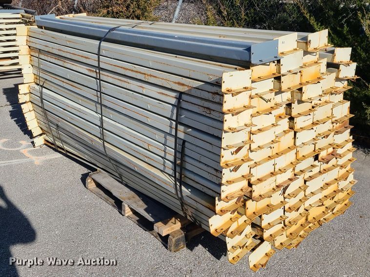 image for item DJ1643 Pallet racking