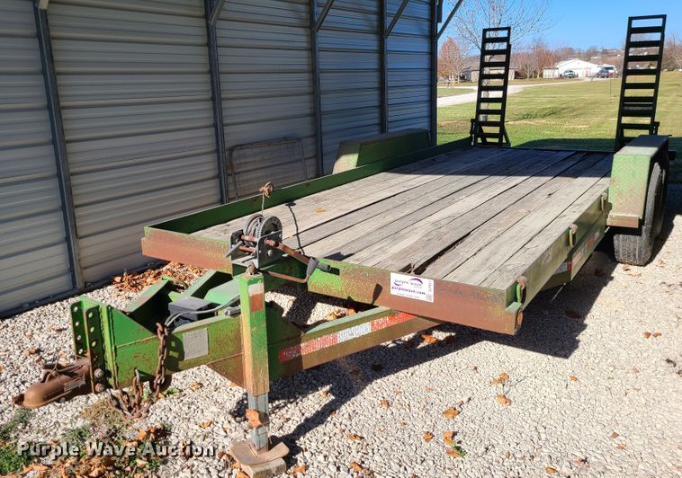 image for item DJ1657 2004 Kodiak  utility trailer