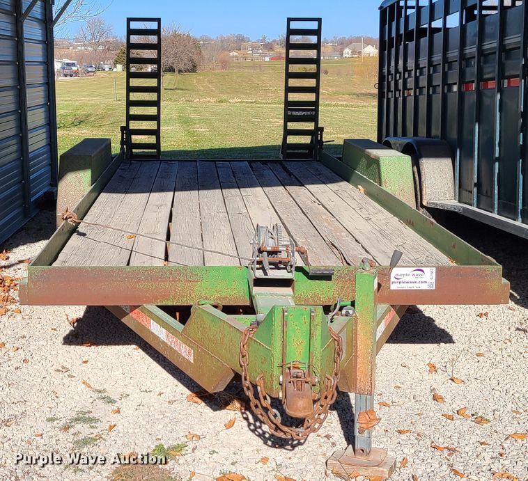 image for item DJ1657 2004 Kodiak  utility trailer