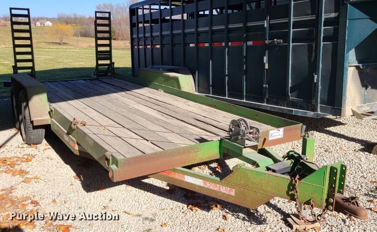 image for item DJ1657 2004 Kodiak  utility trailer