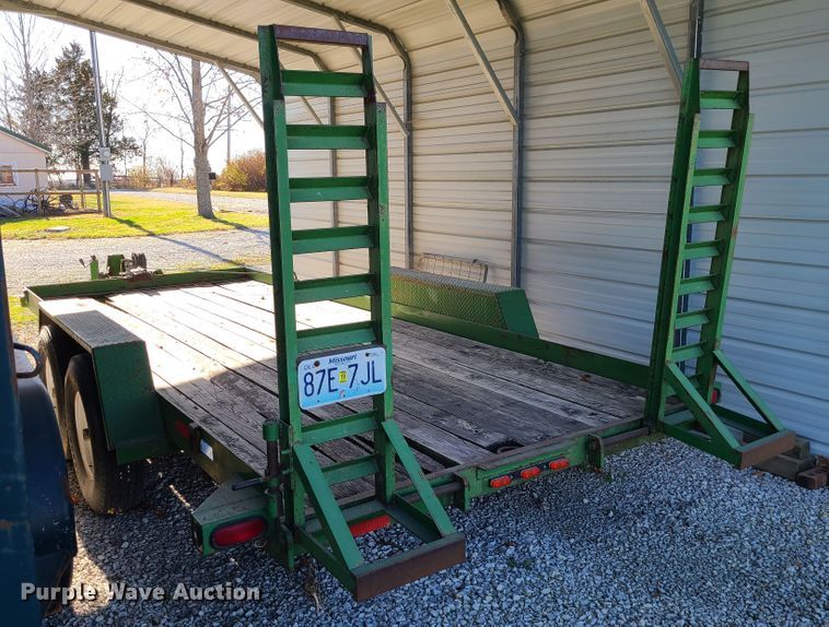 image for item DJ1657 2004 Kodiak  utility trailer