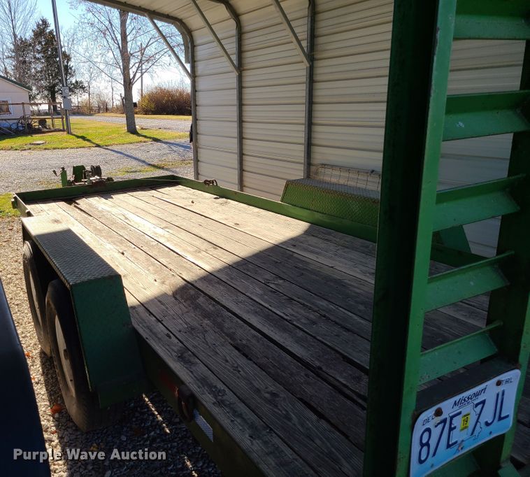 image for item DJ1657 2004 Kodiak  utility trailer