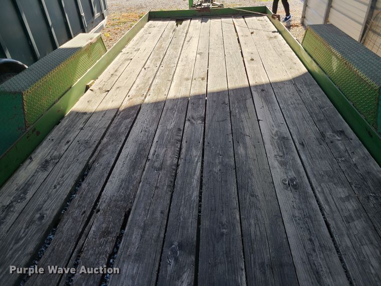 image for item DJ1657 2004 Kodiak  utility trailer