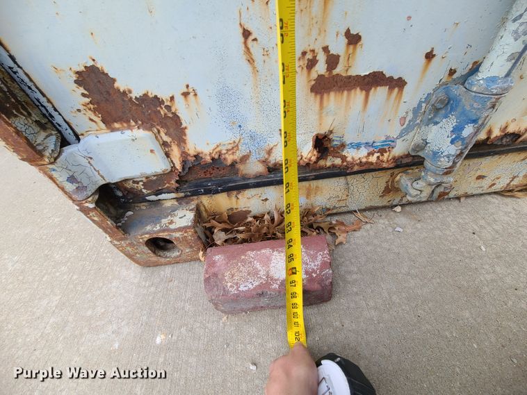 image for item DJ1680 Shipping container