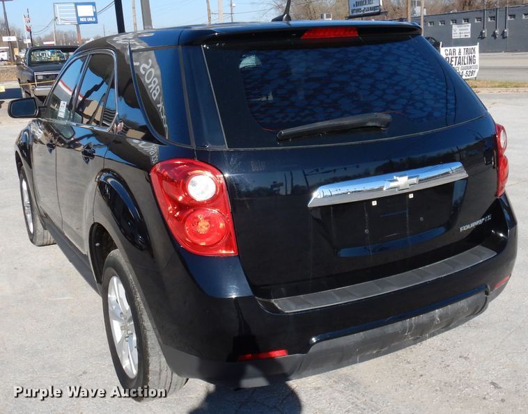 image for item DJ3757 2010 Chevrolet Equinox LS  SUV